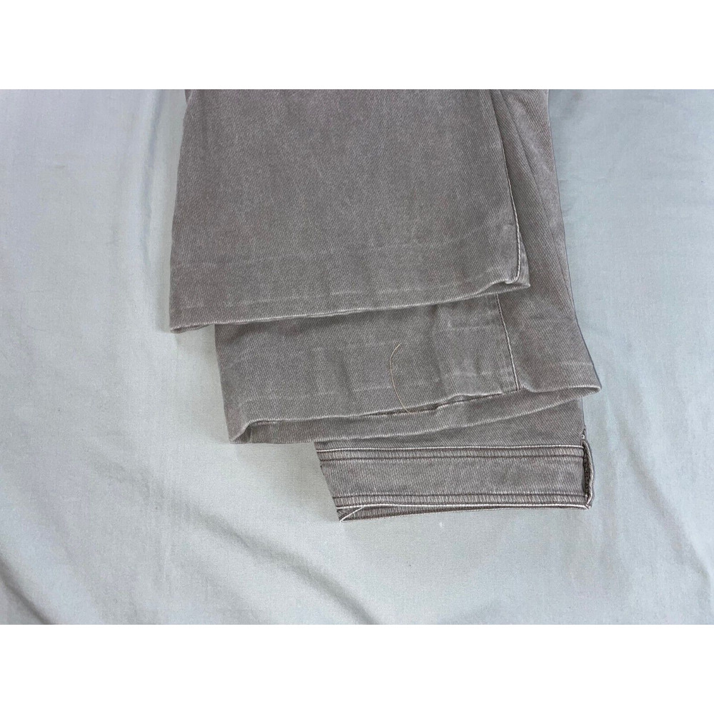 Pilcro and the Letterpress The Icon Flare Leg Casual Pants. Washed Gray, 28. GUC - Picture 5 of 7
